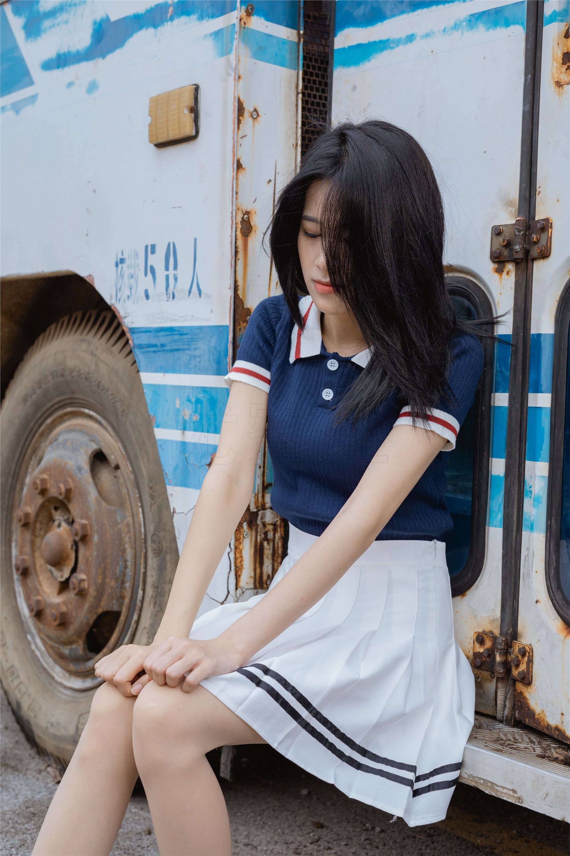 尤蜜丝 穿搭写真 NO.048